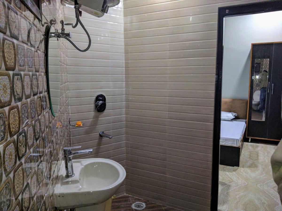 Mye Homestay 1 Near Golden Temple Amritsar Ngoại thất bức ảnh