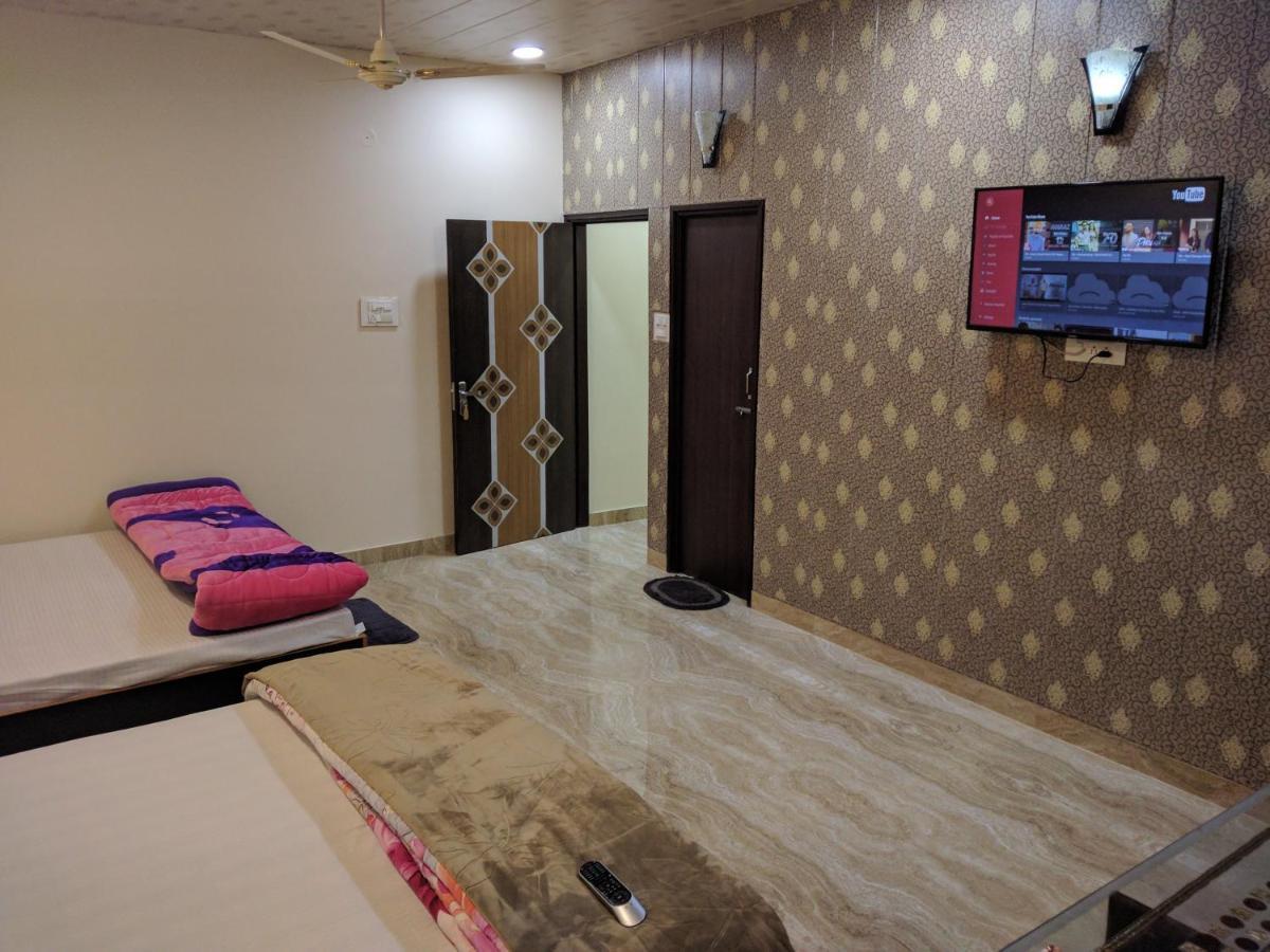Mye Homestay 1 Near Golden Temple Amritsar Ngoại thất bức ảnh